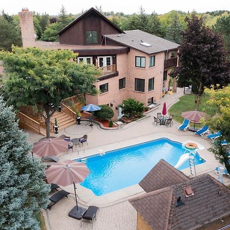 Newton Villa Brampton Exterior foto
