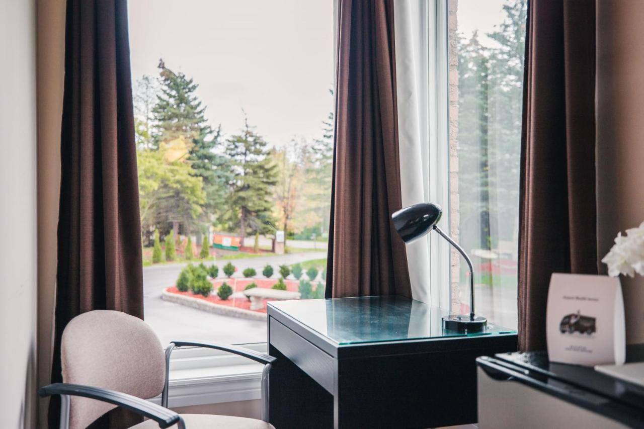 Newton Villa Brampton Exterior foto