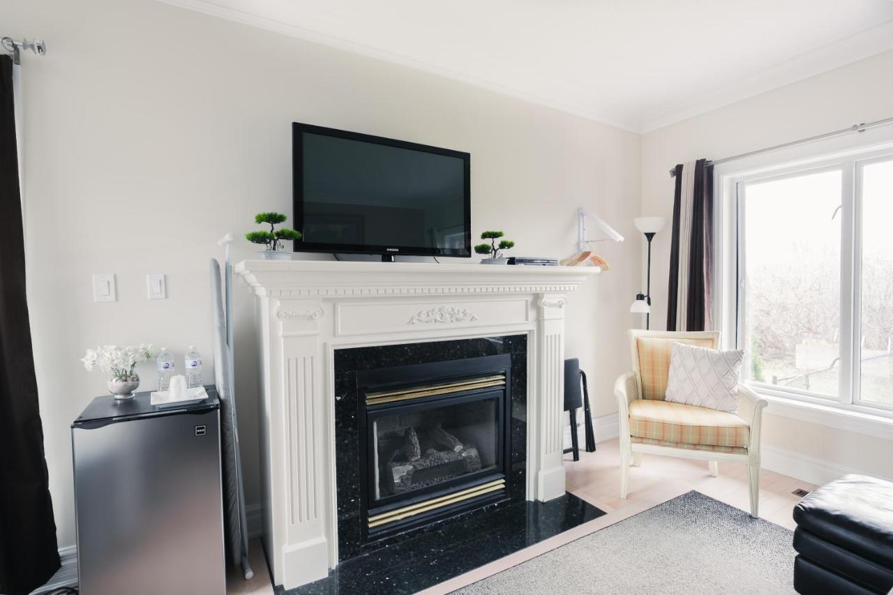 Newton Villa Brampton Exterior foto